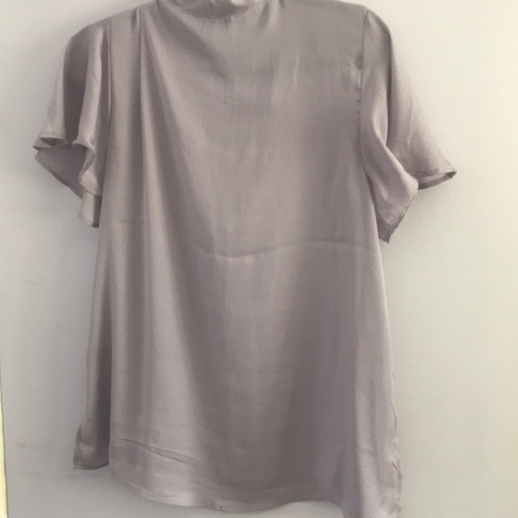 Maybe flutter sleeve blouse - Picture 2 of 2